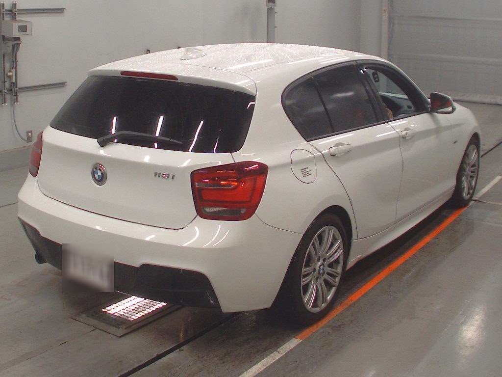 BMW 1-SERIES