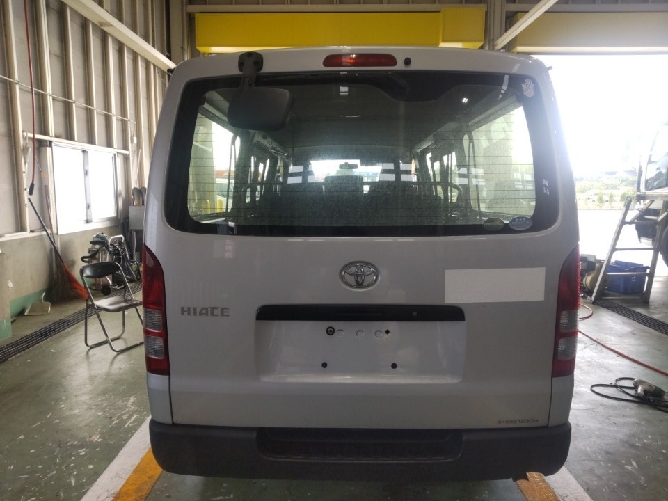 TOYOTA REGIUS ACE