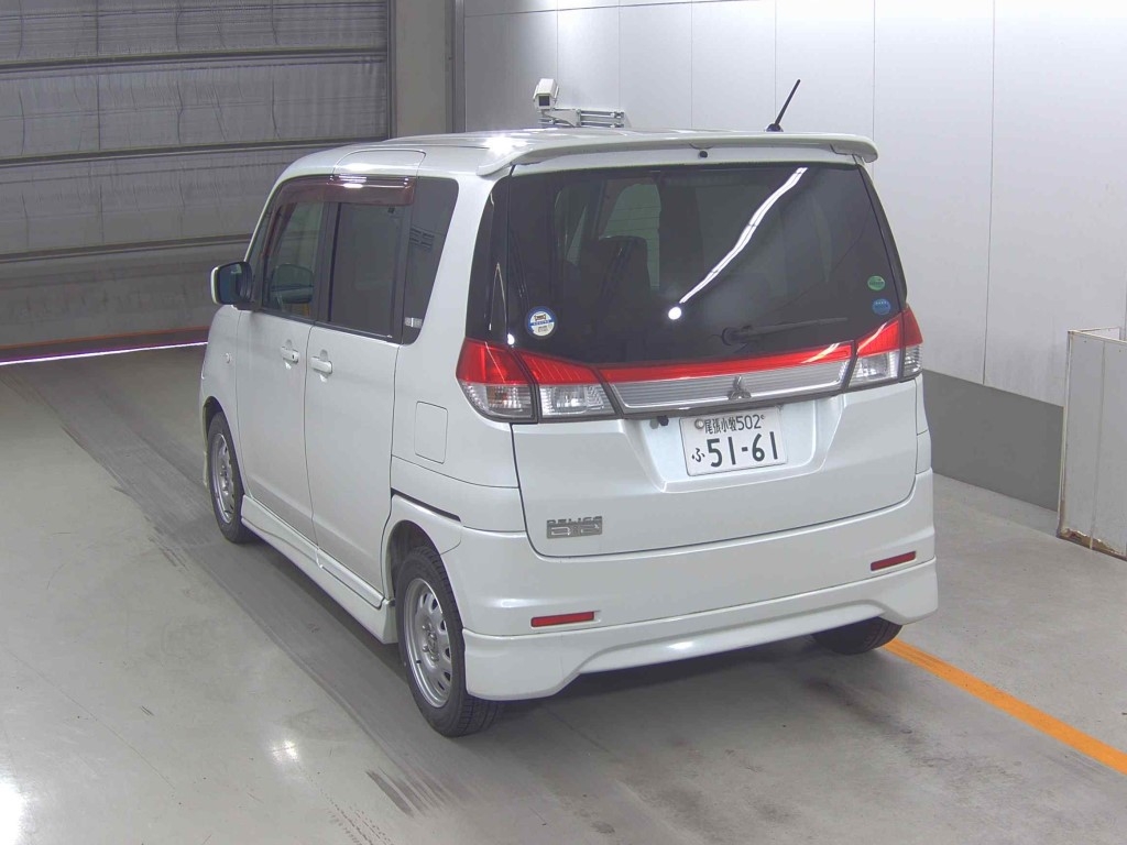 MITSUBISHI DELICA D:2