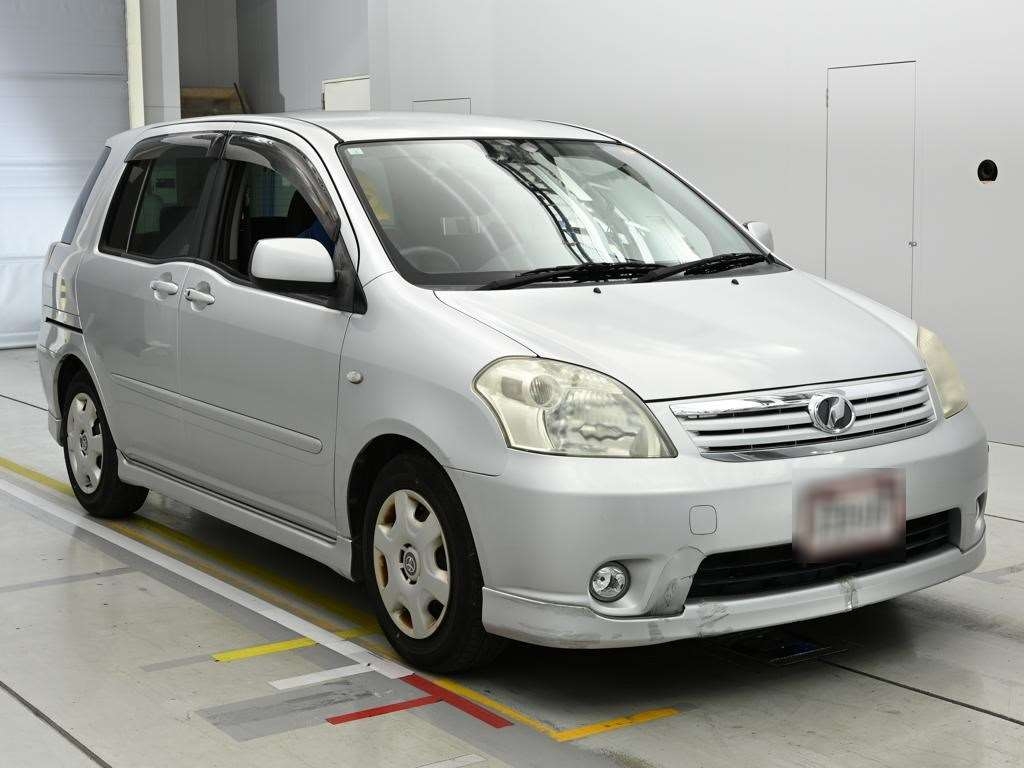 TOYOTA RAUM