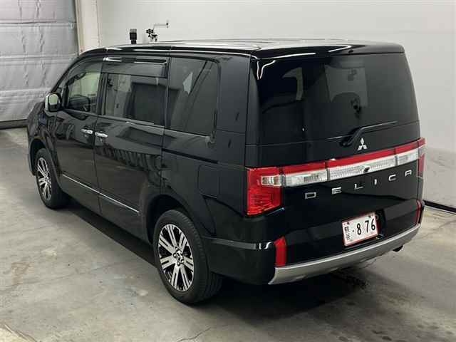 MITSUBISHI DELICA D:5