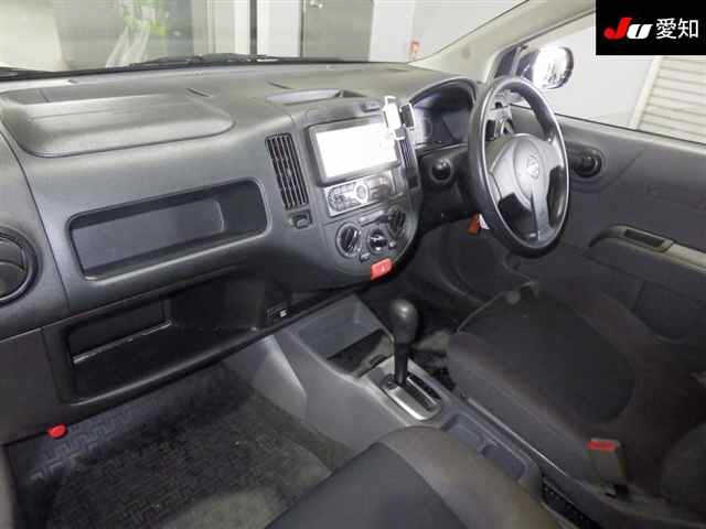 NISSAN AD