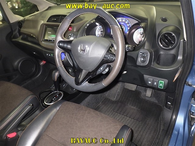 HONDA FIT SHUTTLE