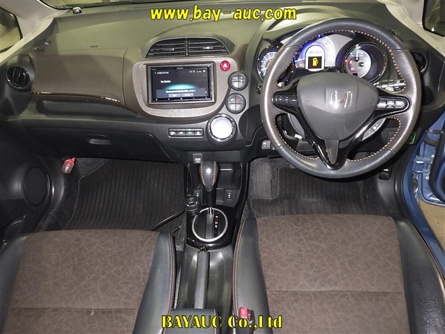 HONDA FIT SHUTTLE