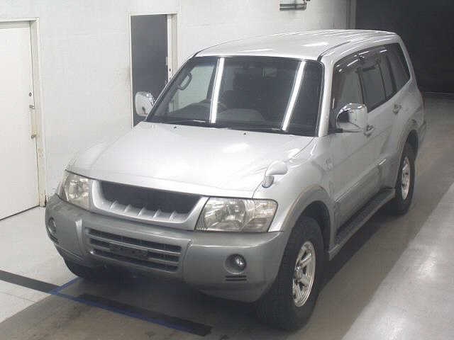 MITSUBISHI PAJERO