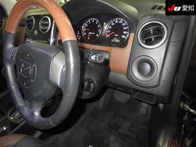 MAZDA VERISA