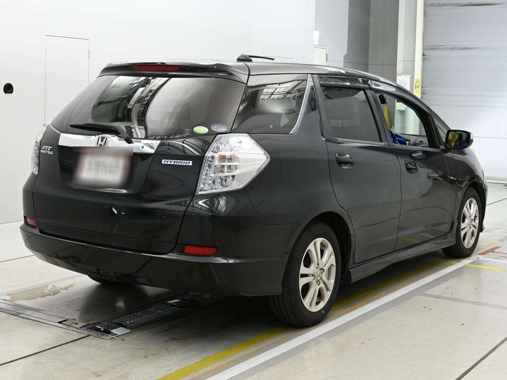 HONDA FIT SHUTTLE