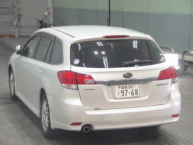 SUBARU LEGACY