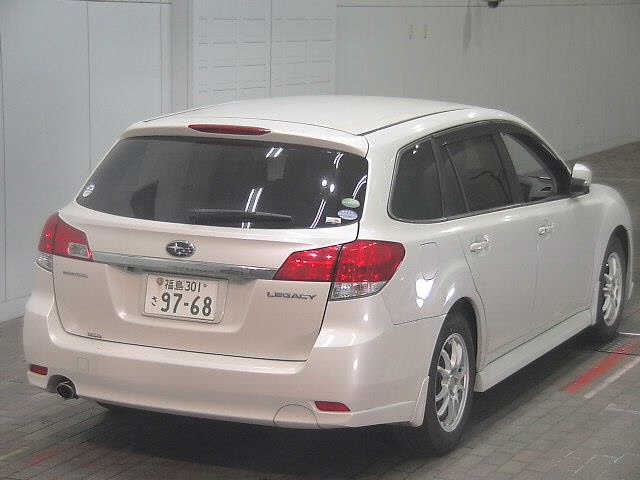 SUBARU LEGACY