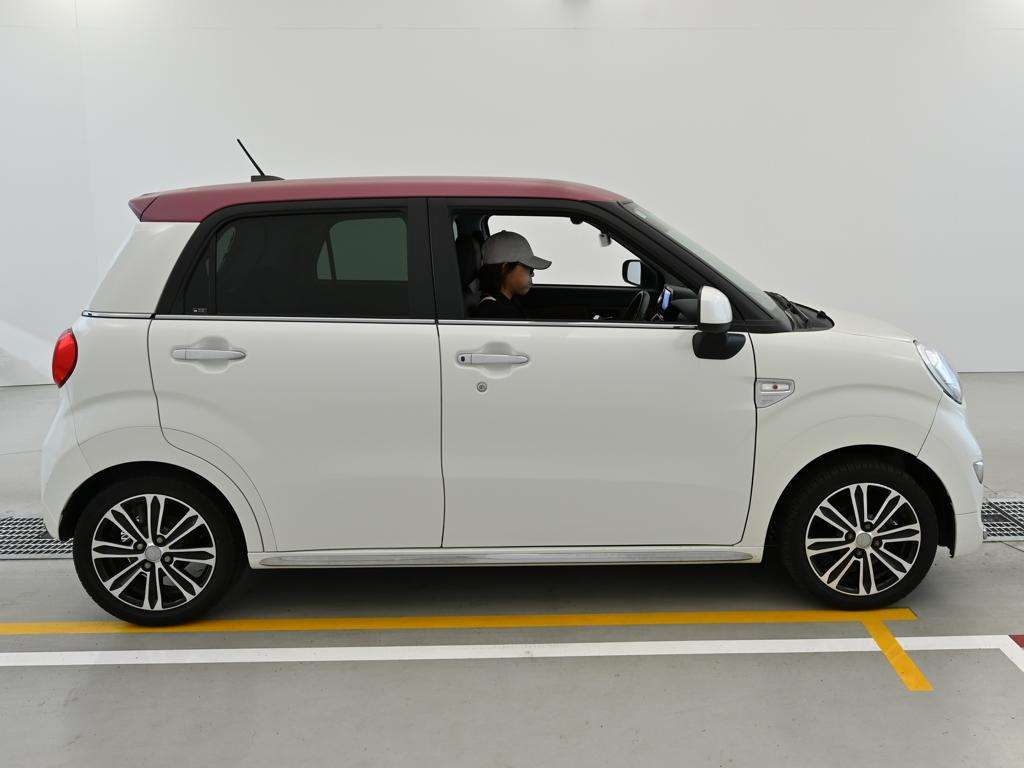 DAIHATSU CAST