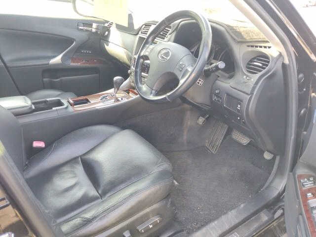LEXUS IS350