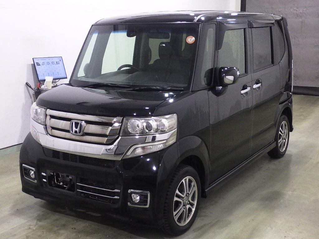 HONDA N-BOX
