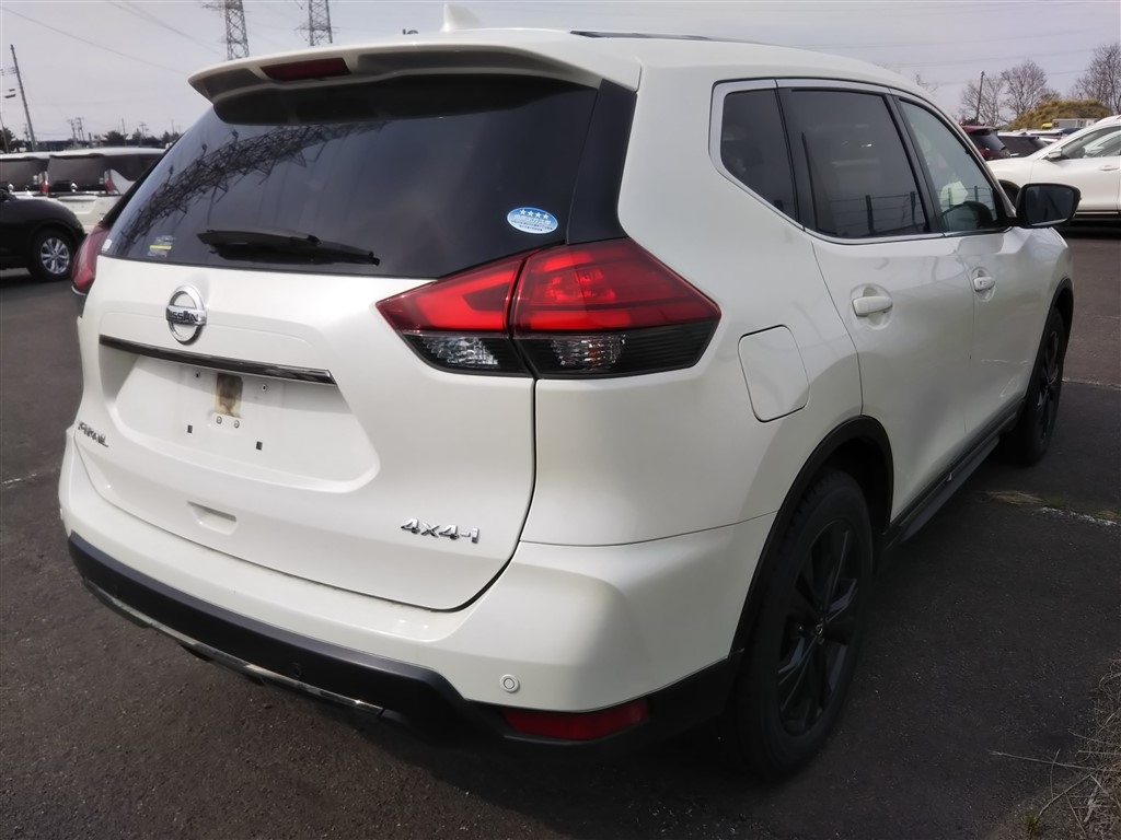 NISSAN X-TRAIL