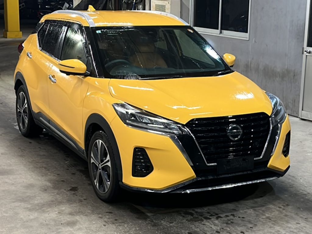 NISSAN KICKS