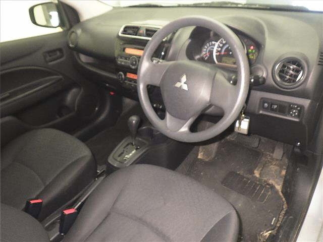 MITSUBISHI MIRAGE