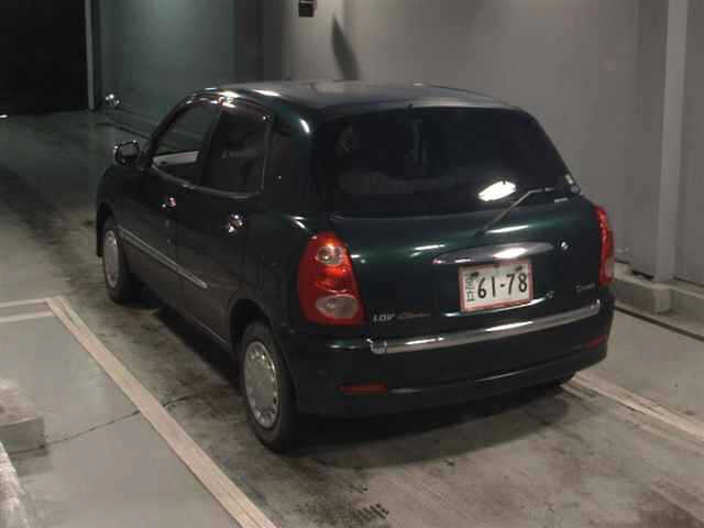TOYOTA DUET