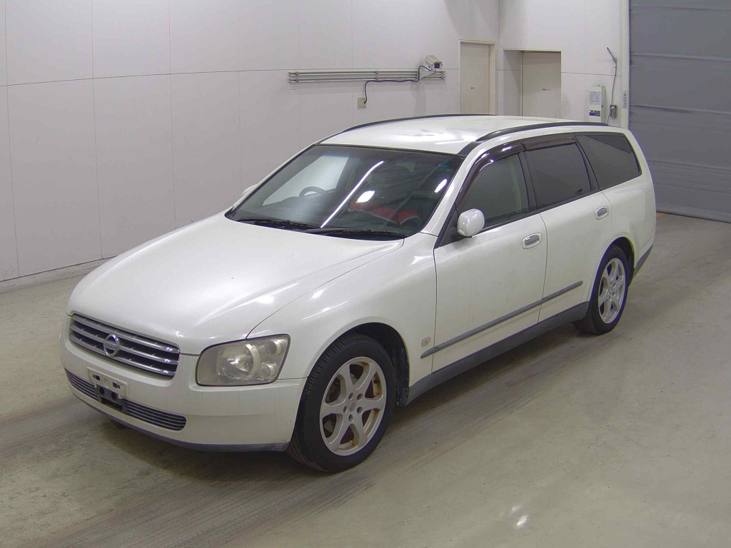 NISSAN STAGEA