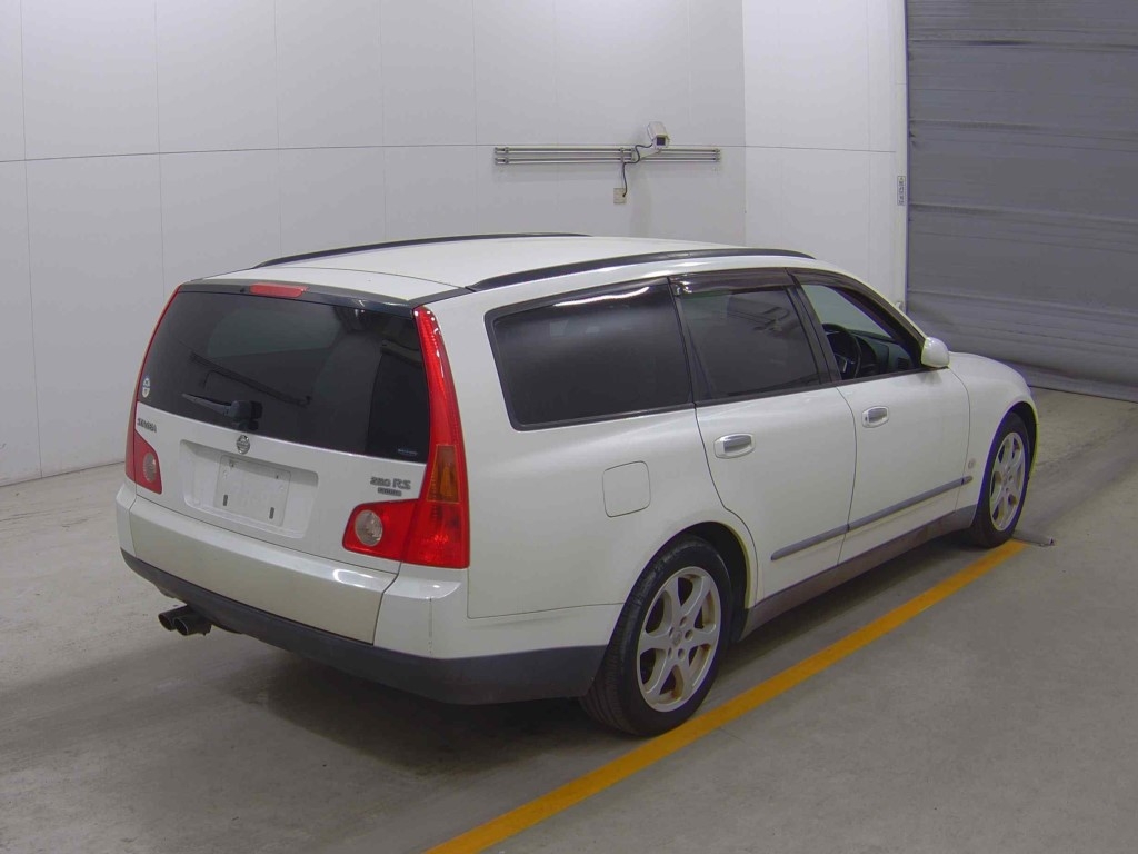 NISSAN STAGEA