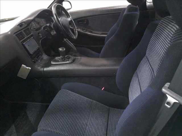 TOYOTA MR2