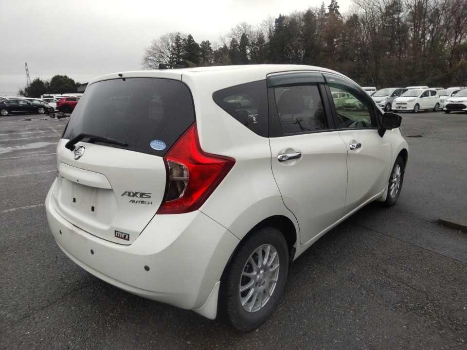 NISSAN NOTE