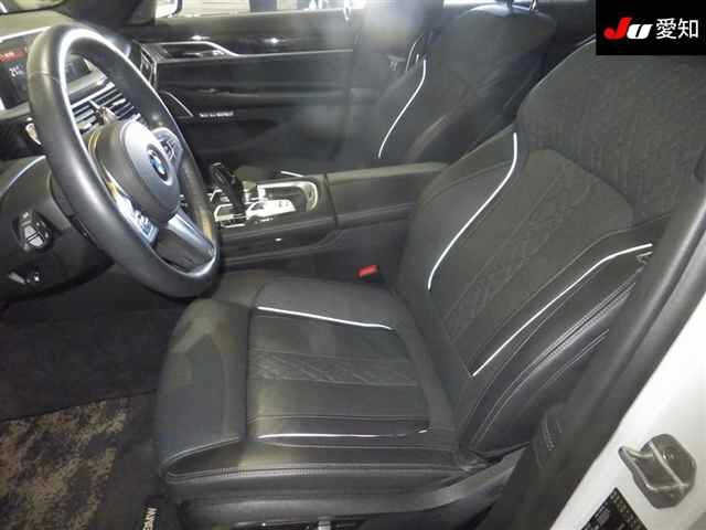 BMW 7-SERIES