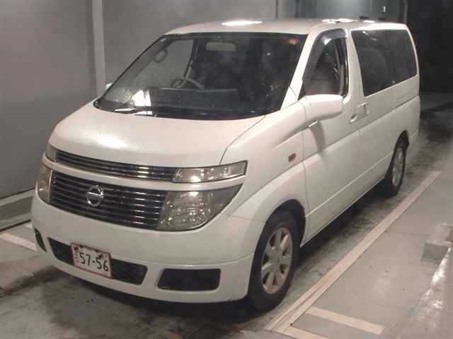 NISSAN ELGRAND
