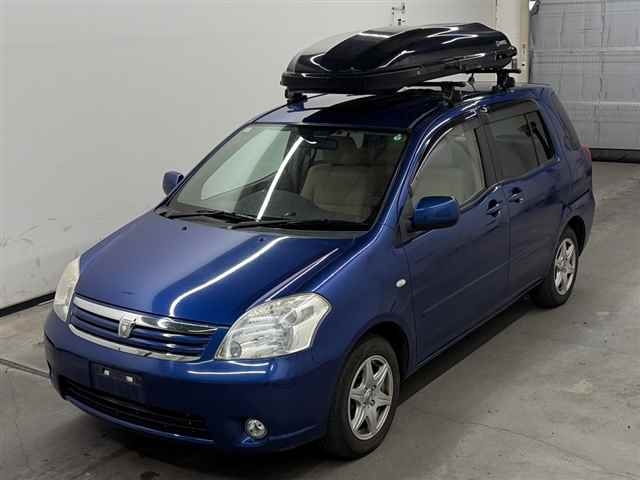 TOYOTA RAUM