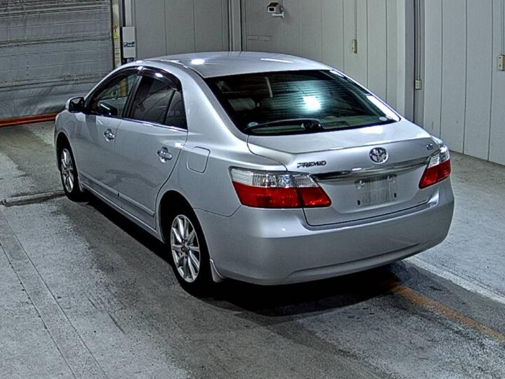 TOYOTA PREMIO