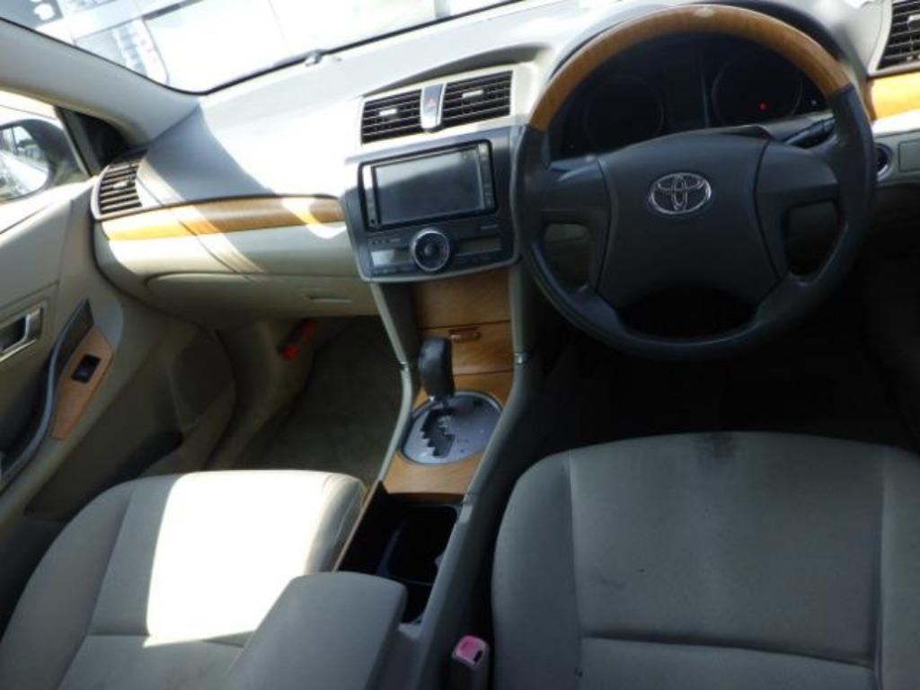 TOYOTA PREMIO
