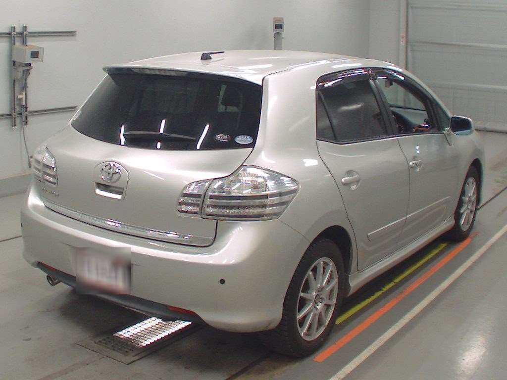TOYOTA BLADE