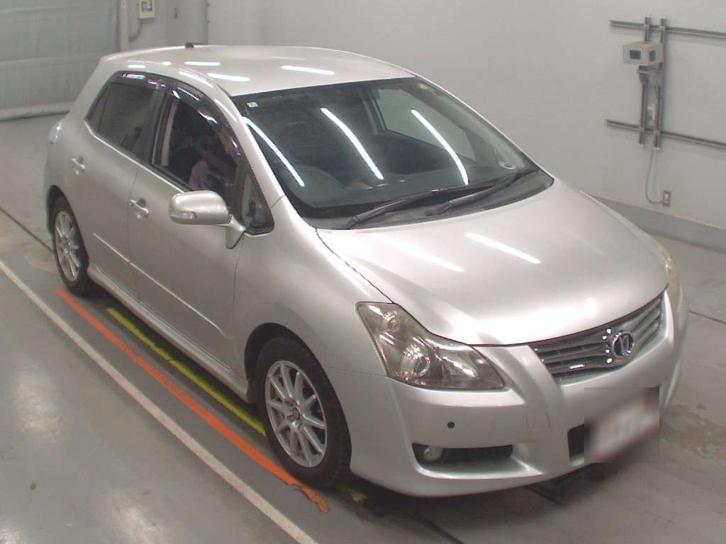TOYOTA BLADE