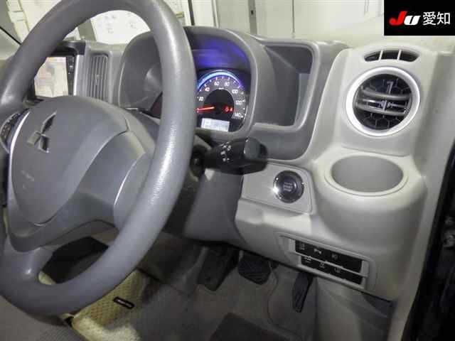 MITSUBISHI TOWN BOX