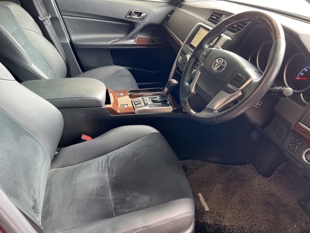 TOYOTA MARK X