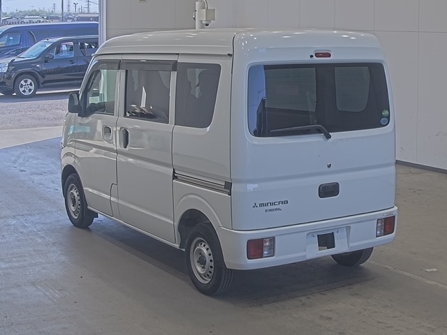 MITSUBISHI MINICAB