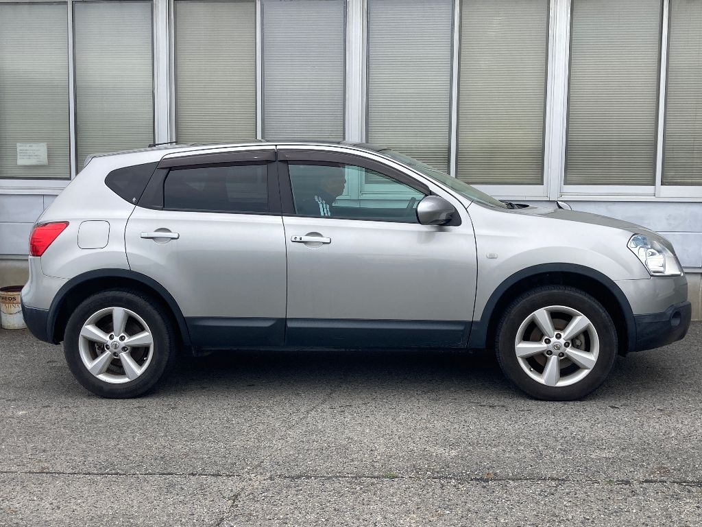 NISSAN DUALIS
