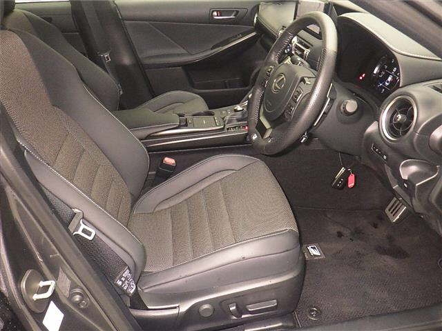 LEXUS IS350