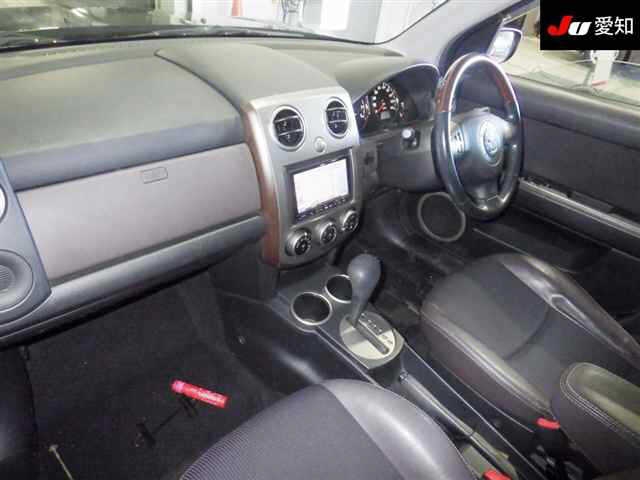 MAZDA VERISA