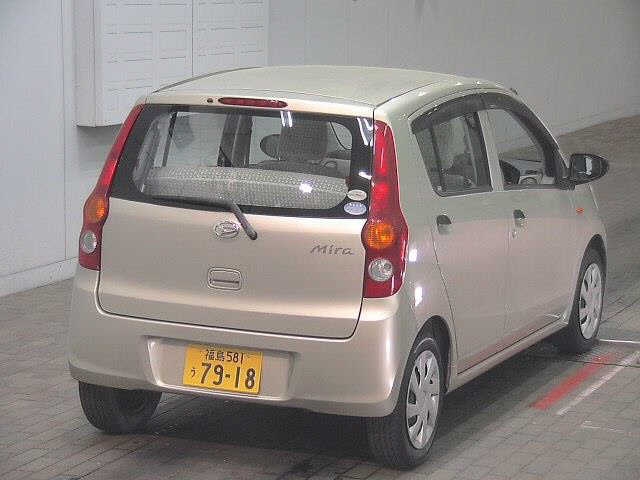 DAIHATSU MIRA