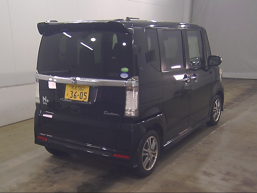 HONDA N-BOX+