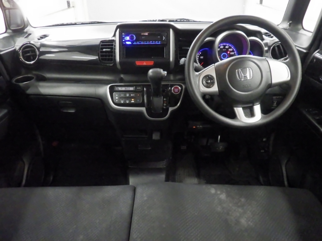 HONDA N-BOX+