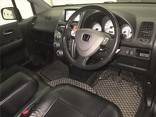 HONDA MOBILIO SPIKE