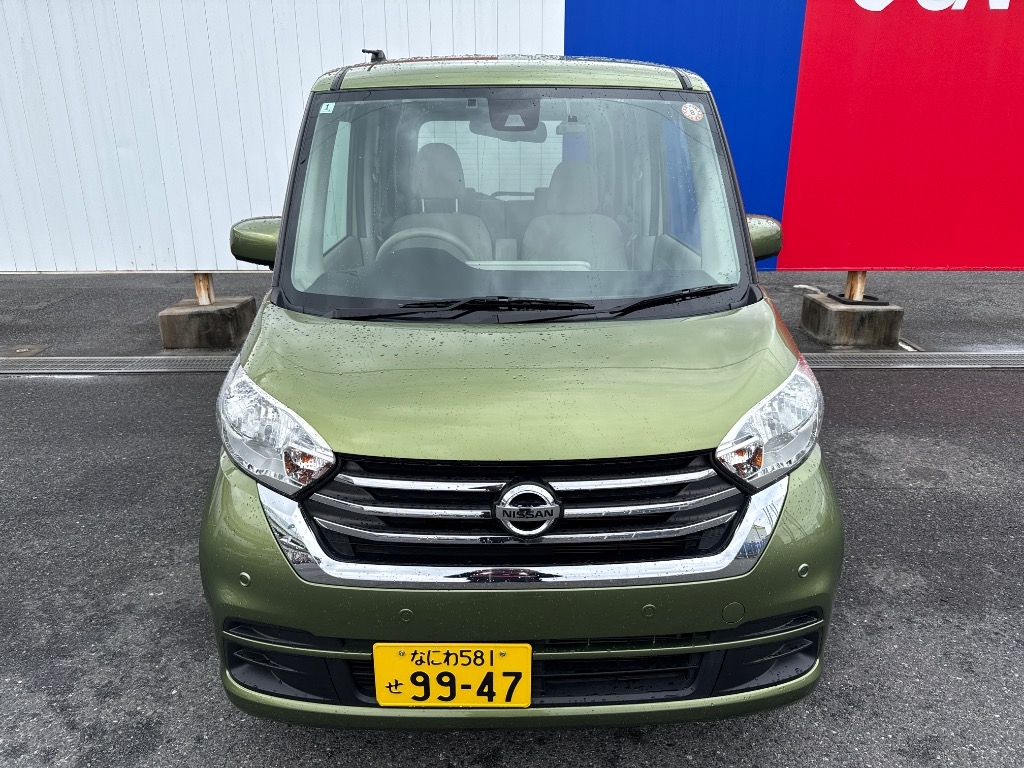 NISSAN DAYZ ROOX