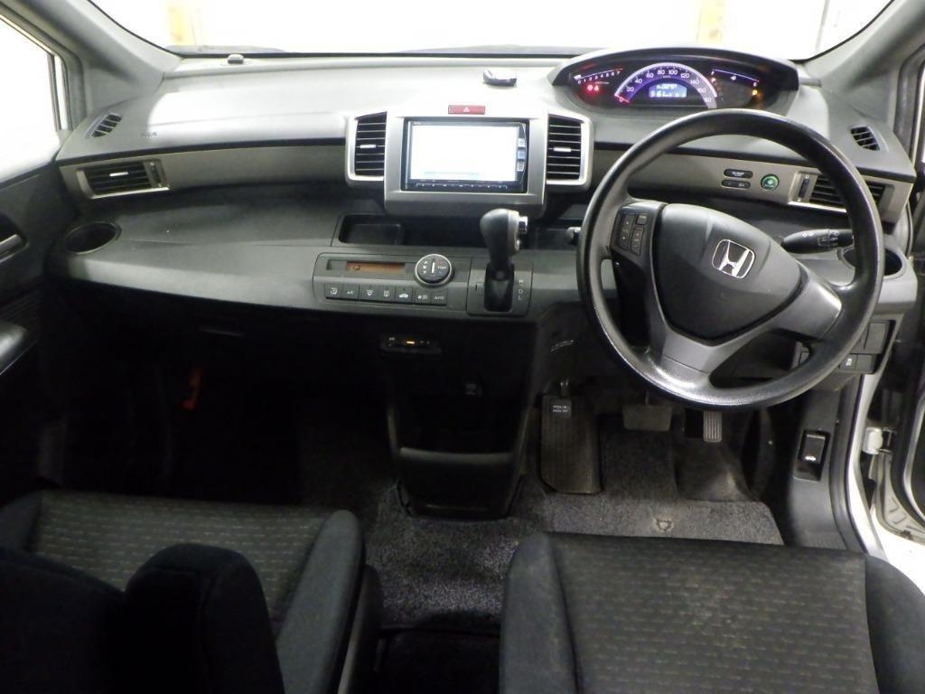 HONDA FREED SPIKE