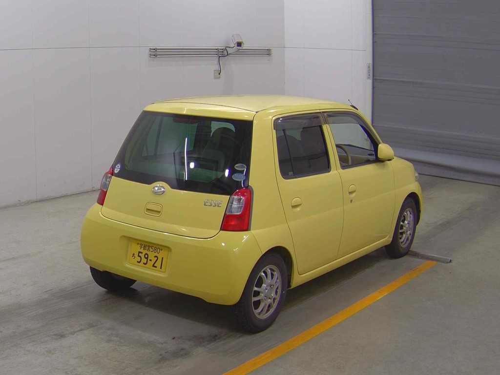 DAIHATSU ESSE