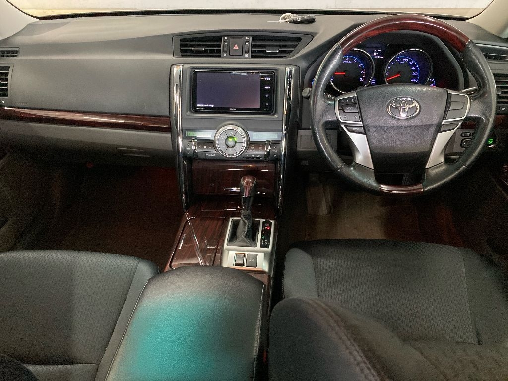TOYOTA MARK X