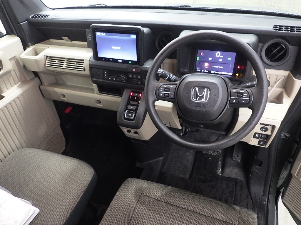 HONDA N-VAN