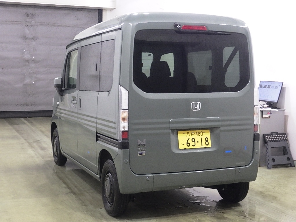HONDA N-VAN