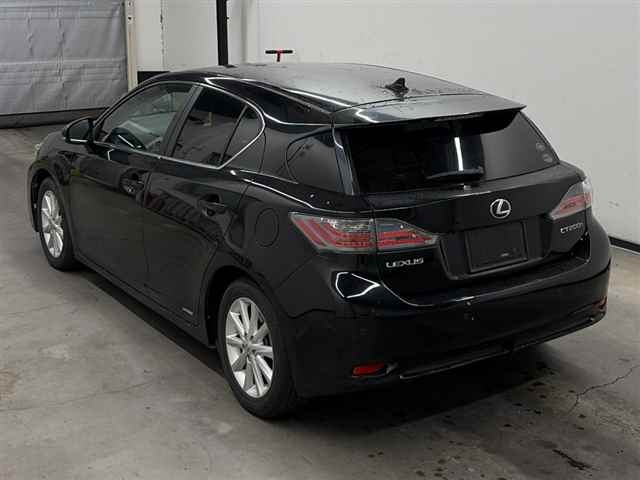 LEXUS CT200H