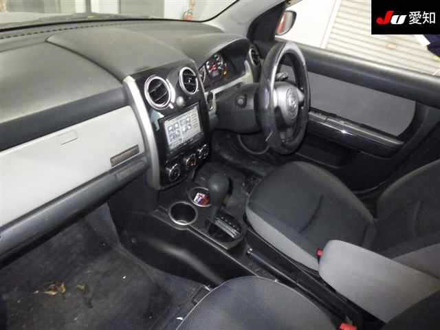 MAZDA VERISA