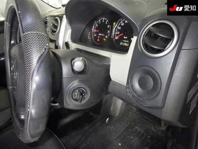 MAZDA VERISA